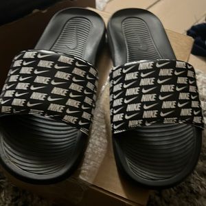 Nike slides size 10